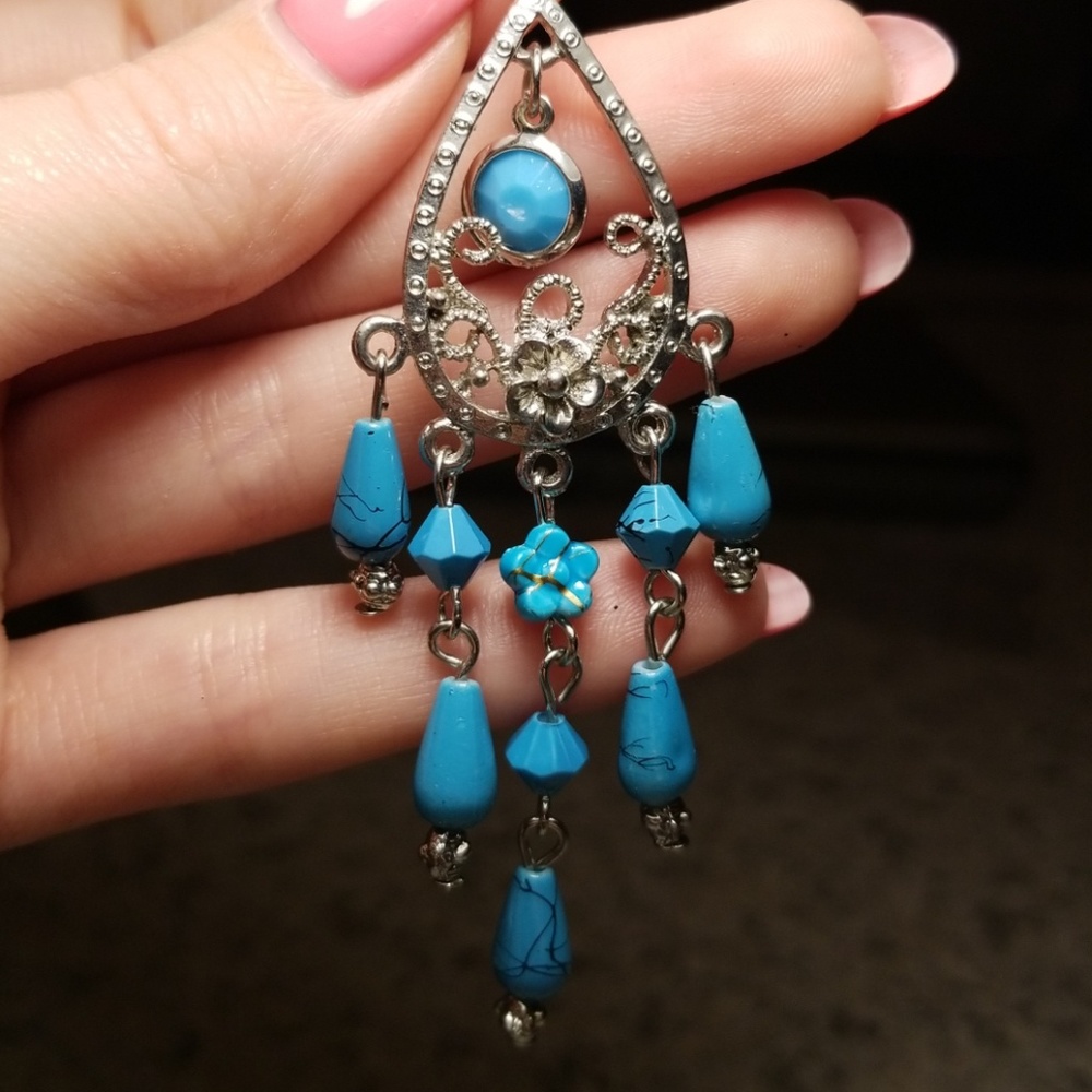 💙 Blue Dangle Earrings
